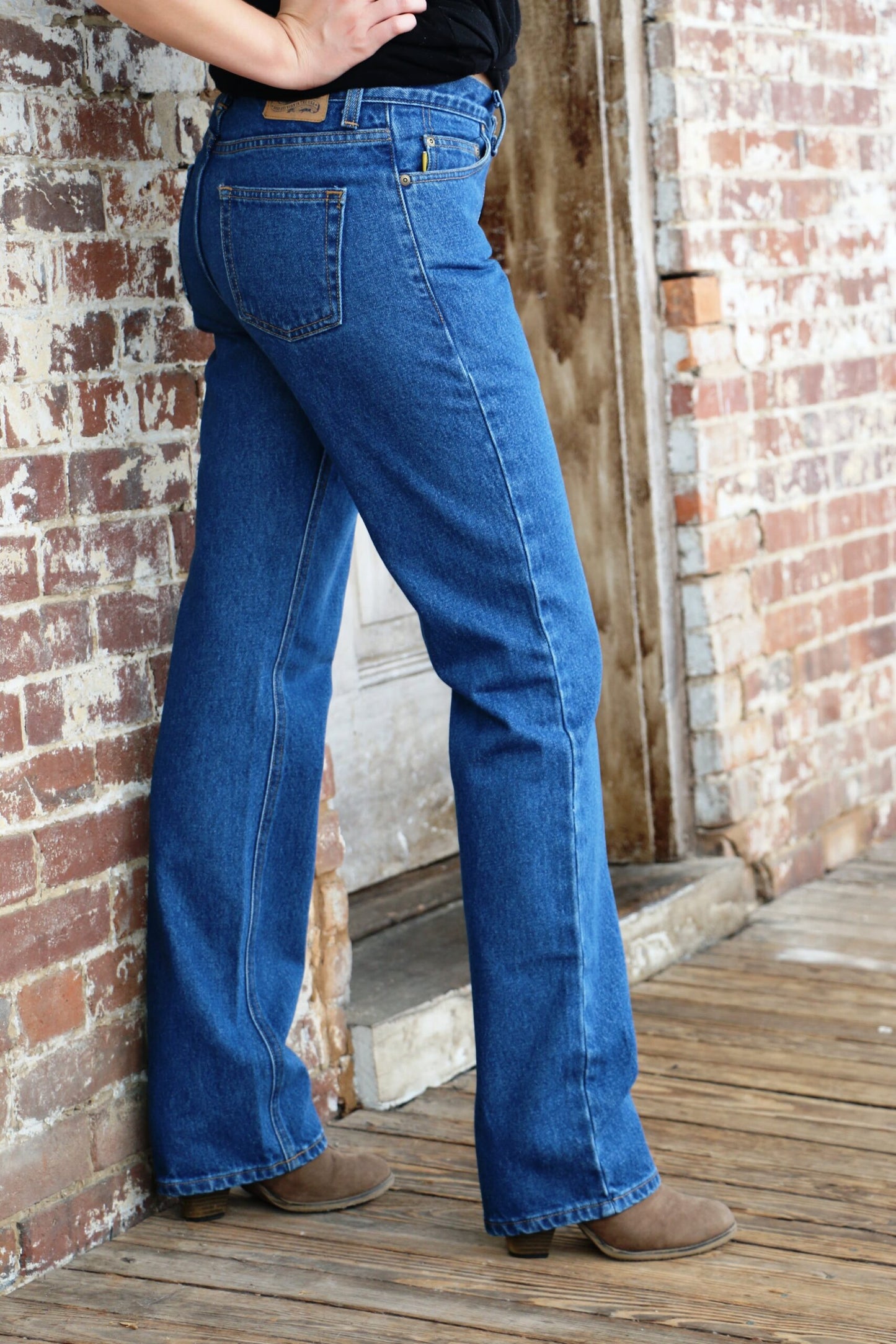 Women's Regular Fit Boyfriend Jean - IRREGULAR