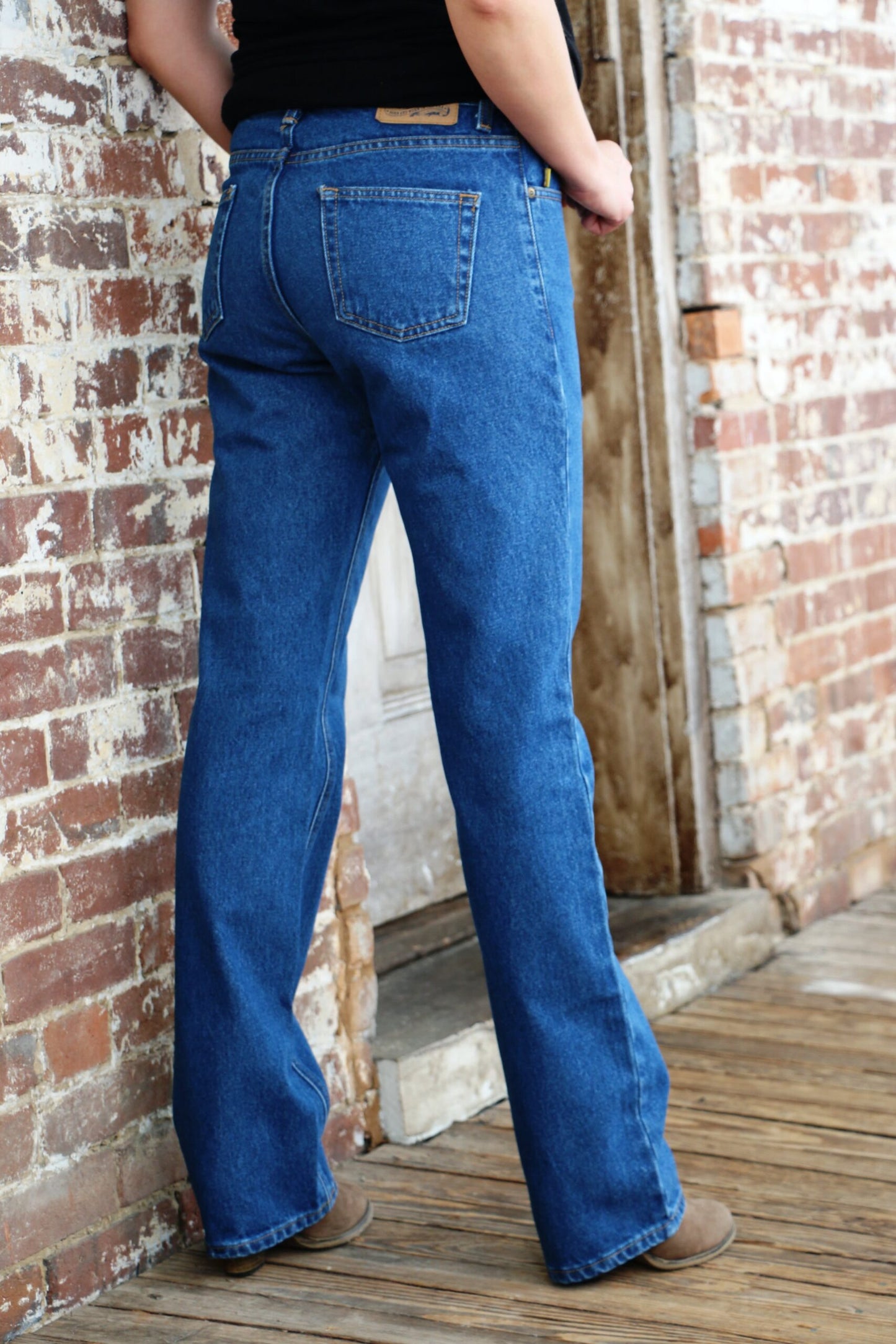 Women's Regular Fit Boyfriend Jean - IRREGULAR